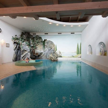 Dolomites Wellness Hotel Savoy Ла-Вілла Екстер'єр фото