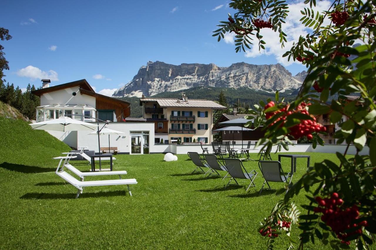 Dolomites Wellness Hotel Savoy Ла-Вілла Екстер'єр фото
