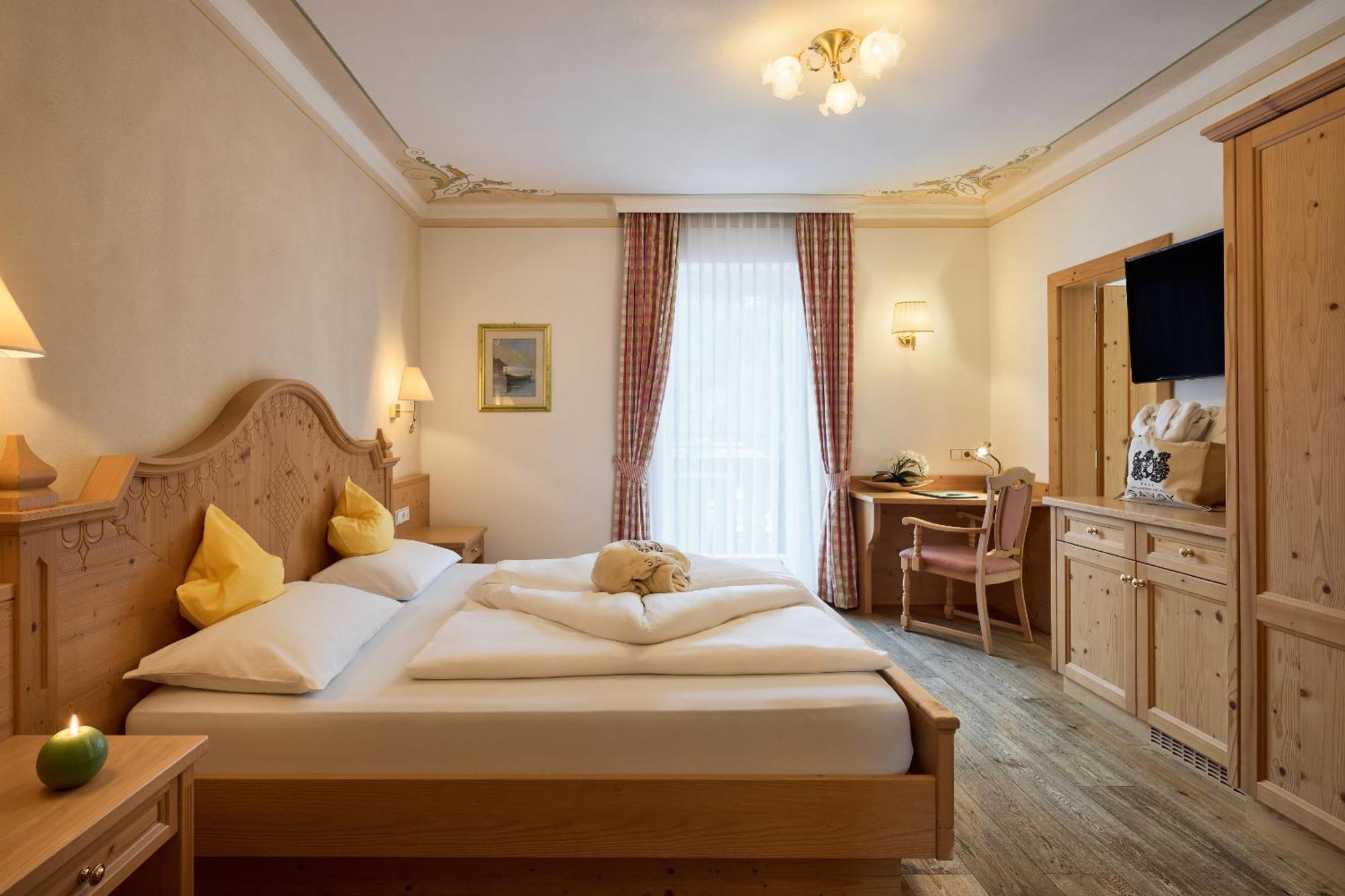 Dolomites Wellness Hotel Savoy Ла-Вілла Екстер'єр фото